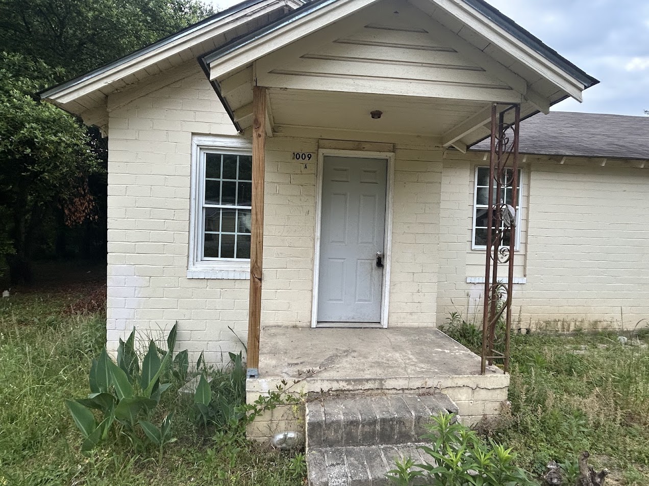 1009 South 8th Street - a